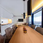 شقة In Bramberg With Mountain Views برامبرغ ام ويلدكوغه
