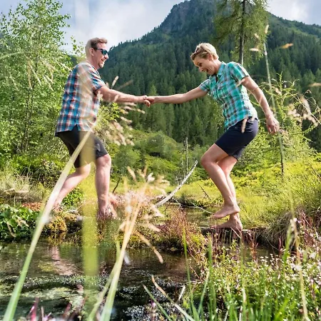 In Bramberg With Mountain Views *