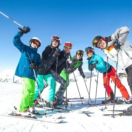 In Bramberg With Mountain Views *